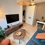 Nice T2 In The Heart Of The Poincare District